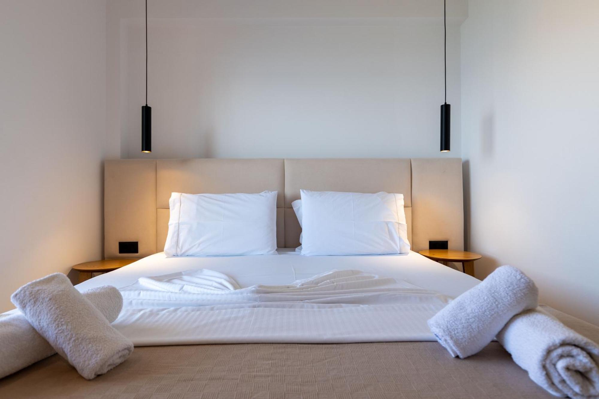 Vola Hotel
